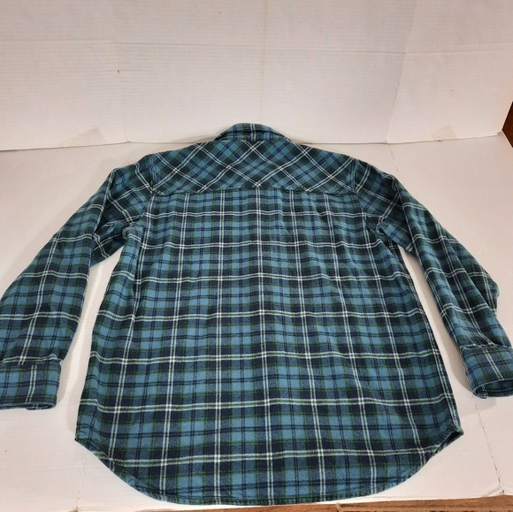 Aritzia TNA Plaid Oversized Flannel Shirt - Picture 4 of 6